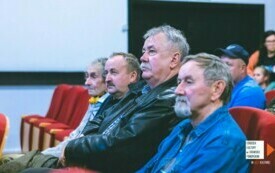 Galeria aktualności Dr Andrzej Kasprzak z Muzeum w Koszalinie o kamiennych kręgach w Pławnie pod Czaplinkiem 78 8
